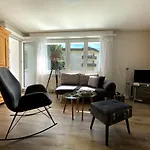 Zentrale Top Wohnung Chesa Ravaisch